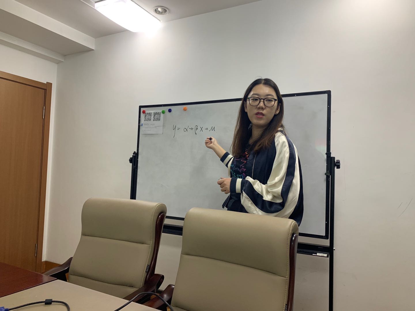 公司博士生沙龙2019-06（总第6期）简报图片.jpg